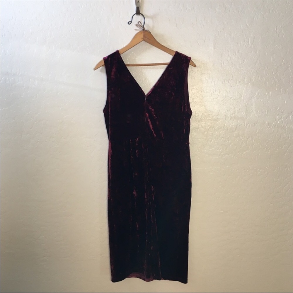 Lulu’s Burgundy Velvet Dress